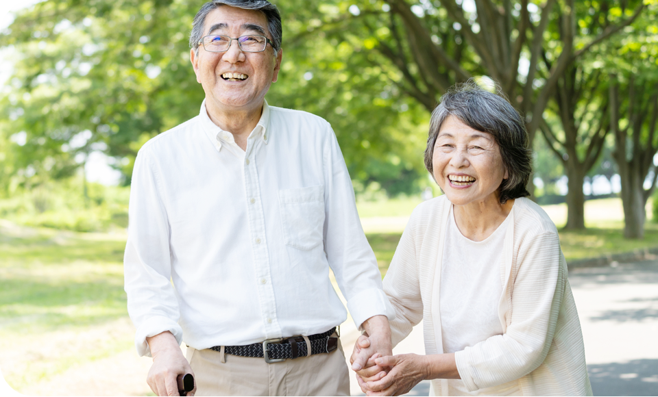 診察中の医師